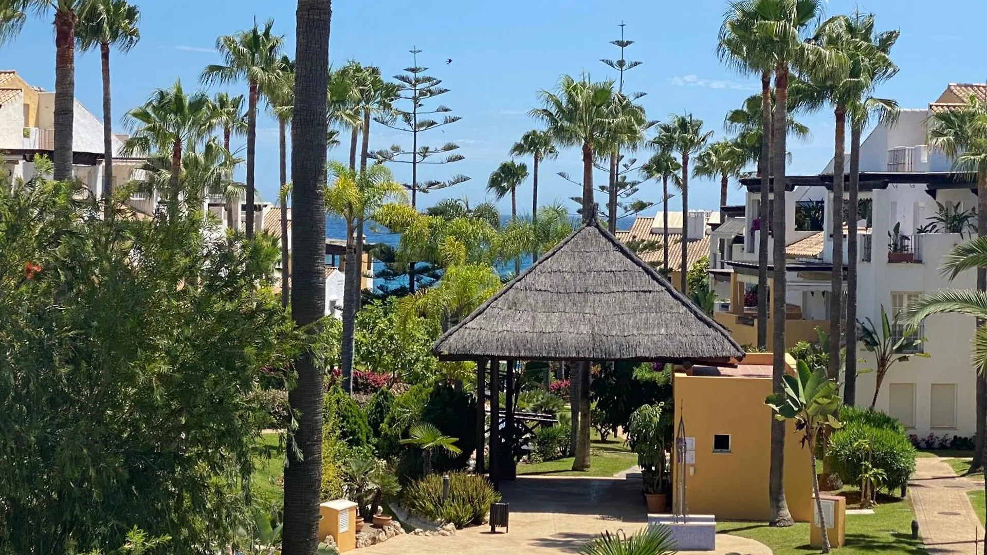 Bahia De Marbella Beachfront 2 Bedroom Apartment
